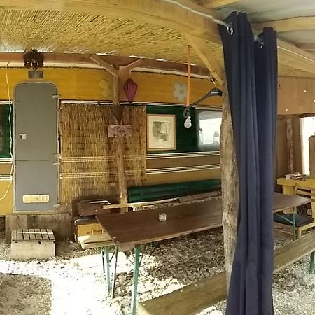 Les Yourtes De Bascot Vaylats Exterior foto